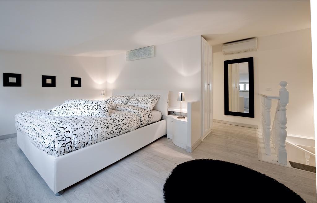 Black And White Suite Rome Extérieur photo