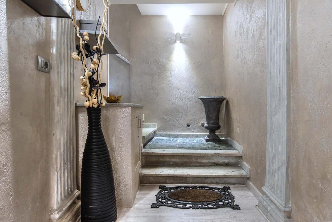 Black And White Suite Rome Extérieur photo
