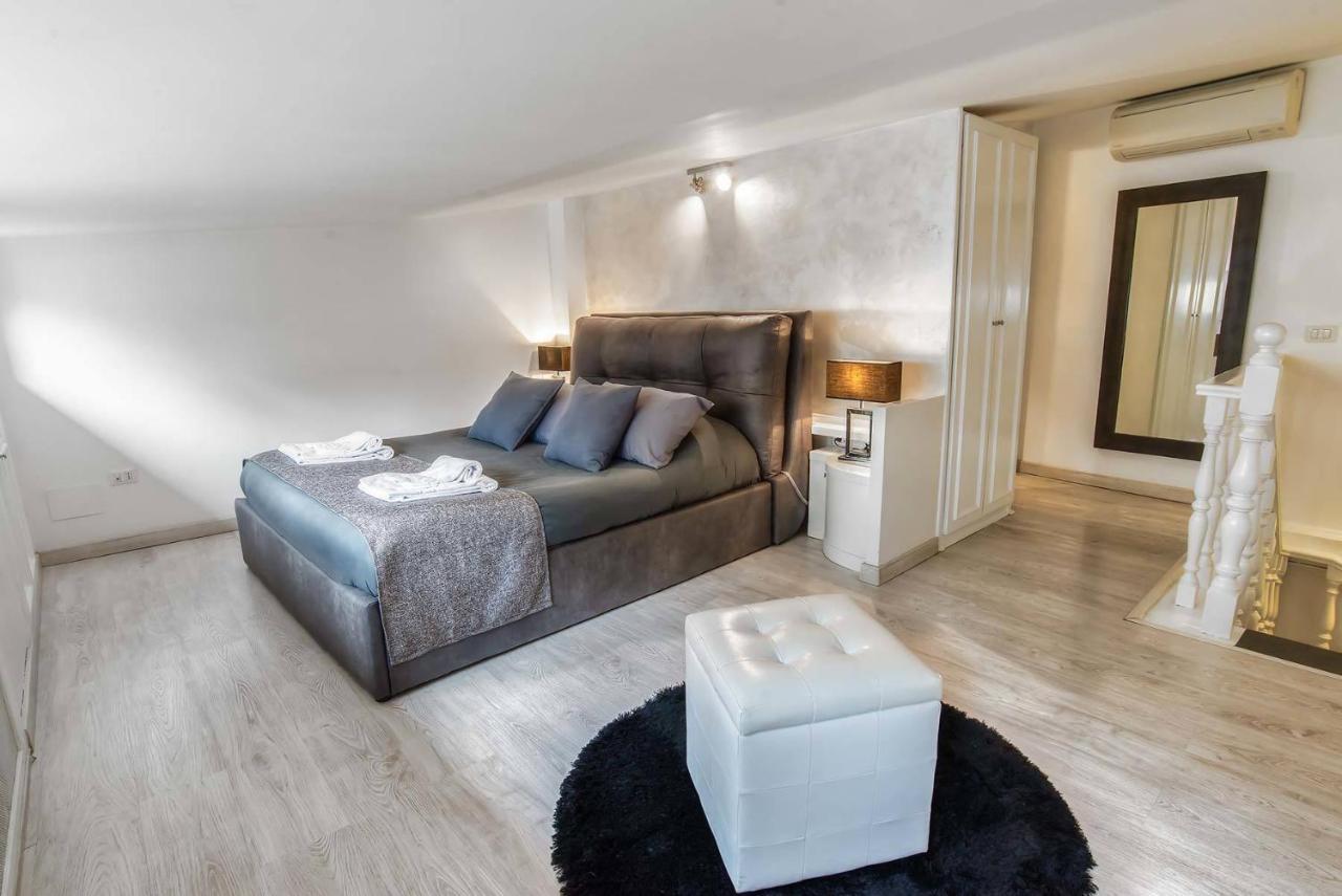 Black And White Suite Rome Extérieur photo